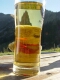 Tibärius schaut ins Bierglass