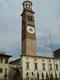Turm neben dem Arco della Costa (hängende Sichel)