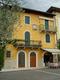Kleines Palazzo in typisch italienischem Stil